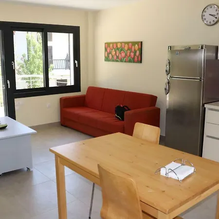 Studio Mathesi In Akti * Элия